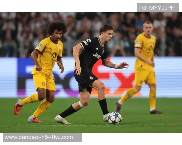 双星齐发力！居莱尔助攻伊尔迪兹梅开二度助力世预赛胜利